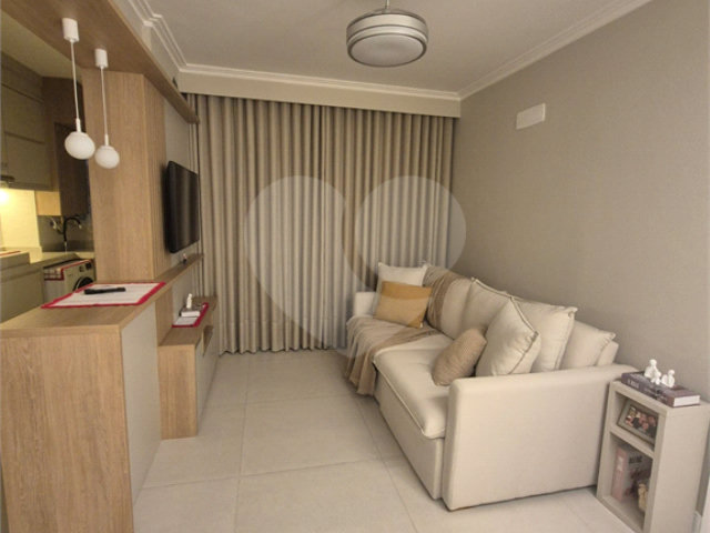 Apartamento à venda com 2 quartos, sendo 1 suíte,  em Vila Guarani, São Paulo, SP