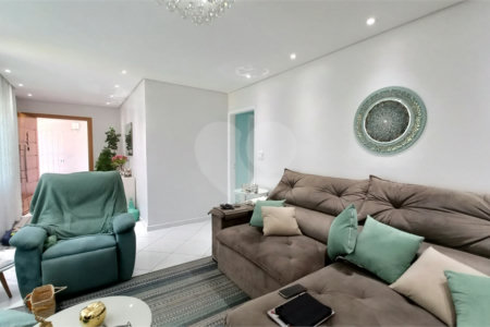 Casa à venda com 3 quartos, sendo 1 suíte, em Jardim Franca, São Paulo, SP