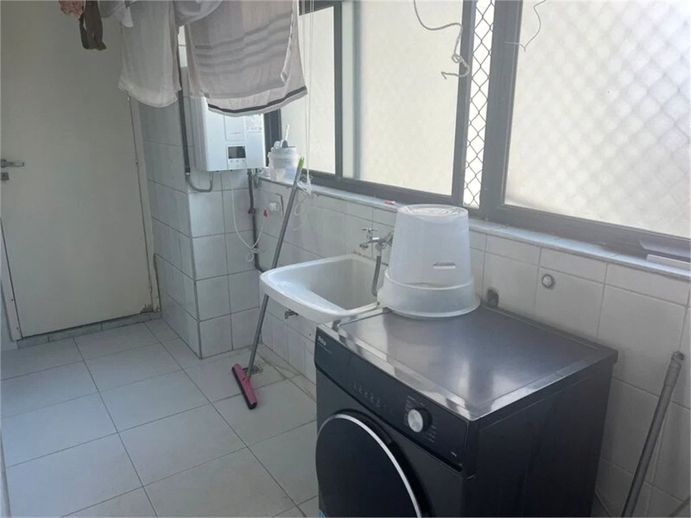 Apartamento à venda ou para alugar com 3 quartos, sendo 2 suítes,  em Fazenda Morumbi, São Paulo, SP