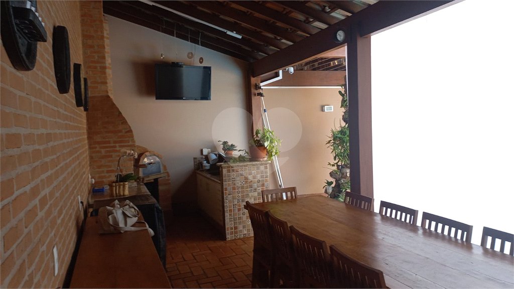 Casa à venda com 4 quartos, sendo 2 suítes, em Jardim Adalgisa, Araraquara, SP