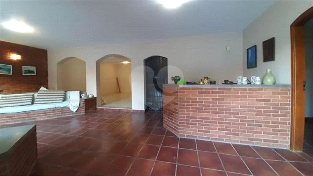 Casa à venda com 4 quartos, sendo 2 suítes, em MORUMBI, São Paulo, SP