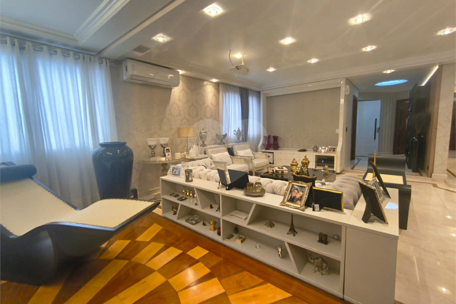Apartamento à venda com 4 suítes em Santana, São Paulo, SP