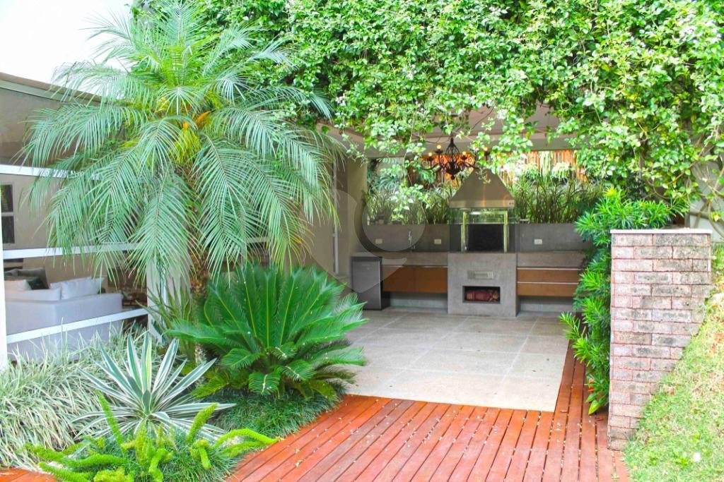 Sobrado à venda com 4 suítes em Alto da Boa Vista, São Paulo, SP