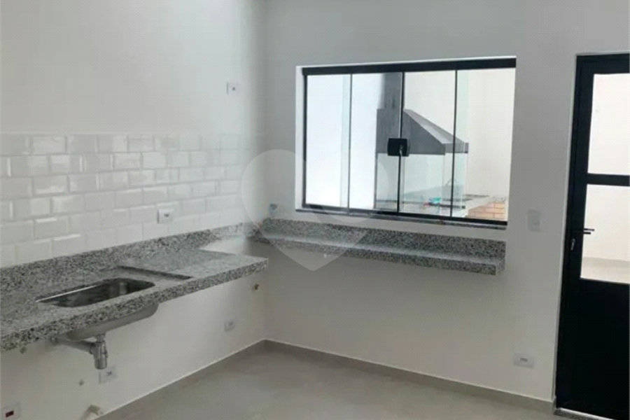 Sobrado à venda com 3 quartos, sendo 1 suíte,  em Jardim Maristela, São Paulo, SP