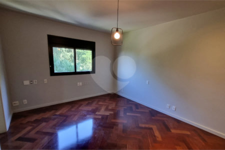Apartamento para alugar com 6 quartos, sendo 4 suítes,  em Panamby, São Paulo, SP