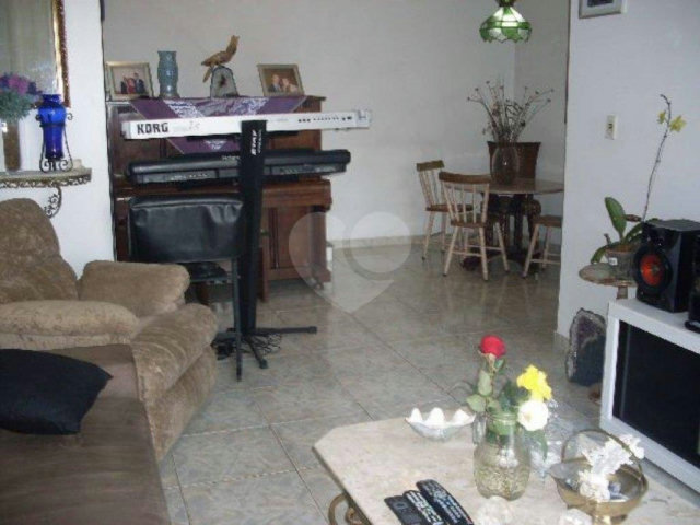 Sobrado à venda com 3 quartos, sendo 1 suíte,  em Horto Florestal, São Paulo, SP