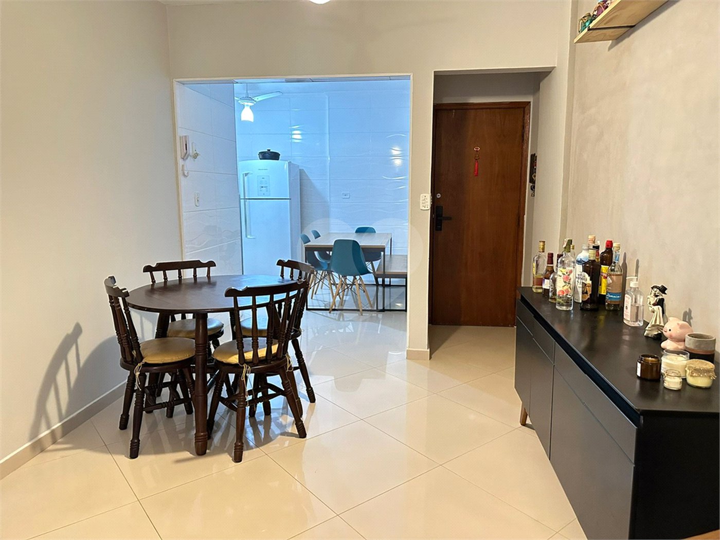 Apartamento à venda com 2 quartos, sendo 1 suíte,  em Aviação, Praia Grande, SP