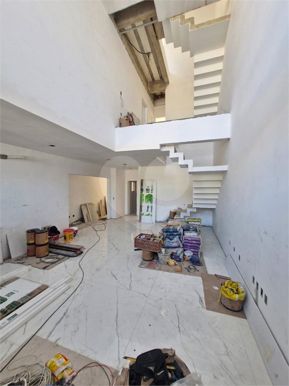 Casa à venda com 4 suítes no condomínio Vale das Palmeiras., Rio de Janeiro - RJ