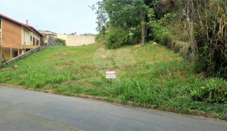 Terreno à venda no condomínio Estância Marambaia, Vinhedo - SP
