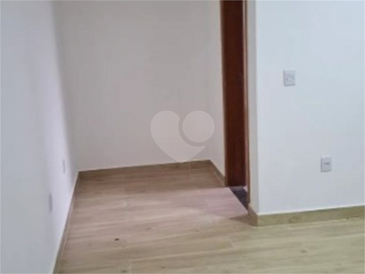 Casa à venda com 3 quartos, sendo 2 suítes, no condomínio Reserva Ipanema, Sorocaba - SP