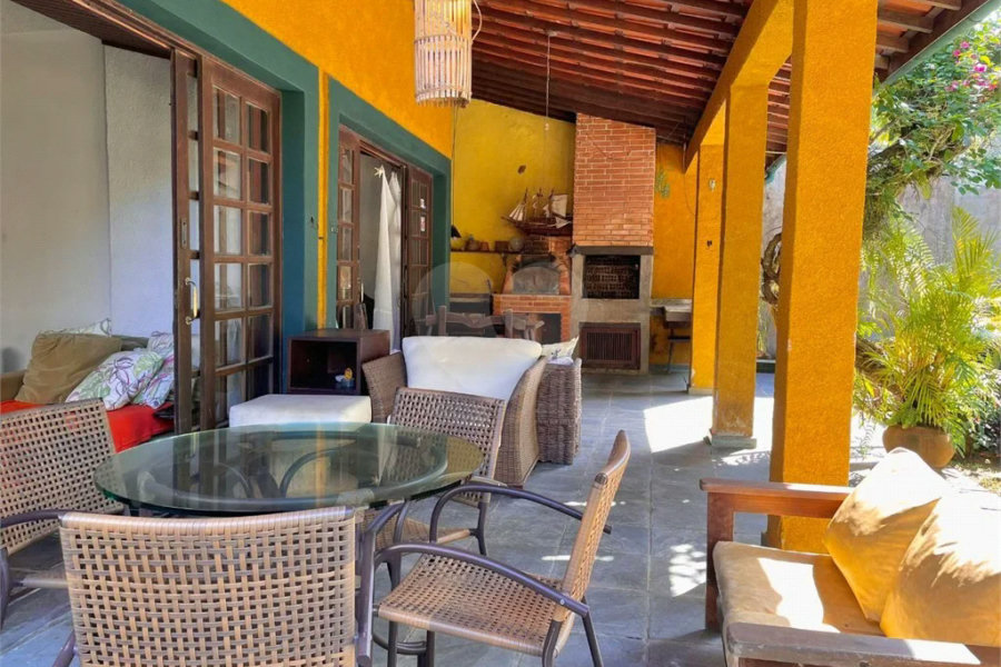 Casa à venda com 8 quartos, sendo 6 suítes, em Riviera de São Lourenço, Bertioga, SP