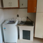 Linda casa em ótima localização!!