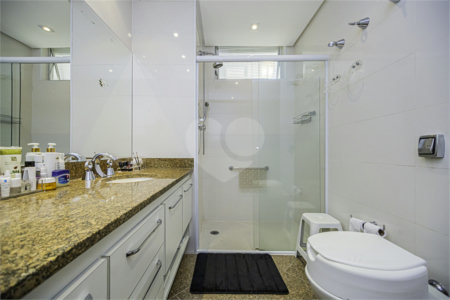 Apartamento á venda em Higienópolis com 212m² 3 dormitórios 1 suíte 2 vagas