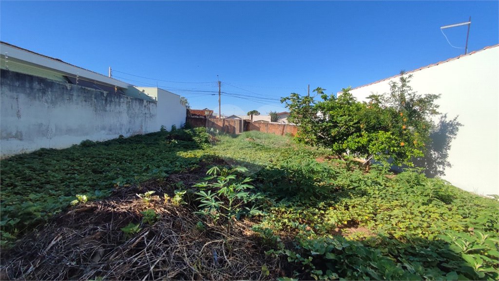 Terreno à Venda em São Carlos, no bairro Nossa Senhora de Fátima