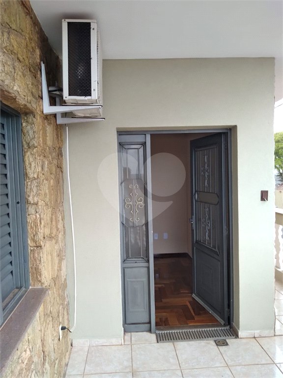 Sobrado 3 quartos 1 suíte