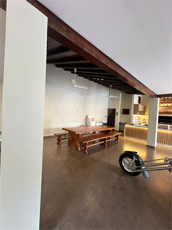 Casa à venda com 6 suítes em Pedro Juan Caballero, Amambay