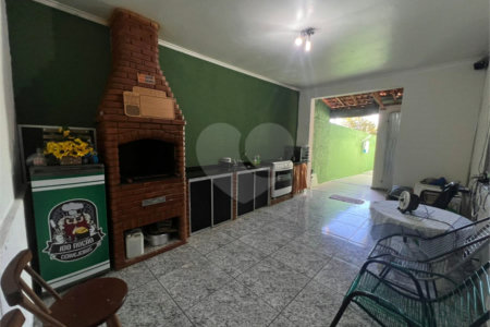 Casa à venda com 2 quartos, sendo 1 suíte, em Vila Barth, Itapetininga, SP