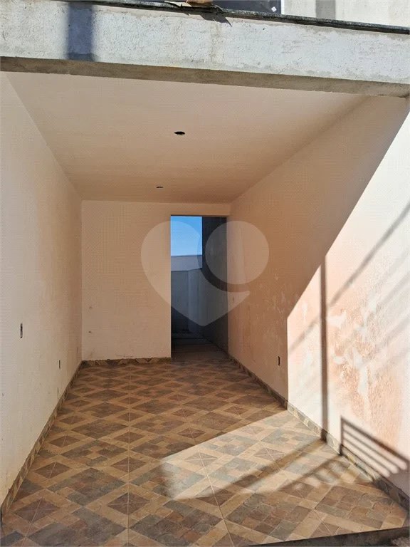 Sobrado moderno com 2 Suítes e vista Privilegiada no Jardim Bandeirantes, Poços de Caldas