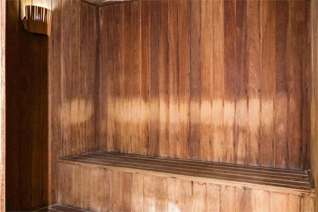 Apartamento à venda com 4 quartos, sendo 2 suítes, em Real Parque, São Paulo, SP