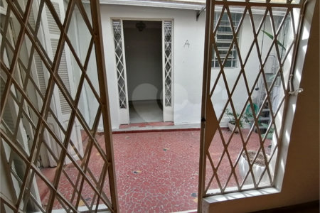 Casa Térrea à venda com 4 quartos, sendo 1 suíte, em Vila Mariana, São Paulo, SP