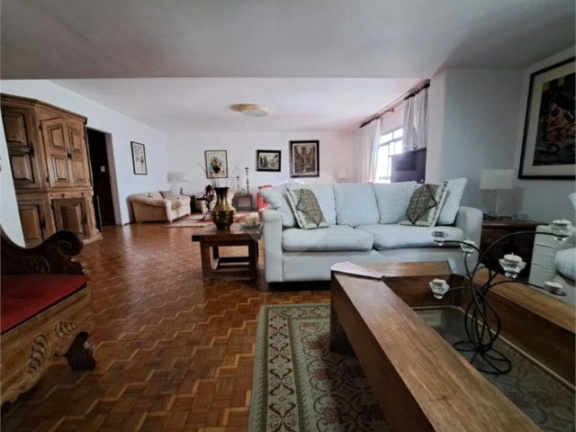 Apartamento à venda com 4 quartos, sendo 1 suíte,  em Vila Clementino, São Paulo, SP