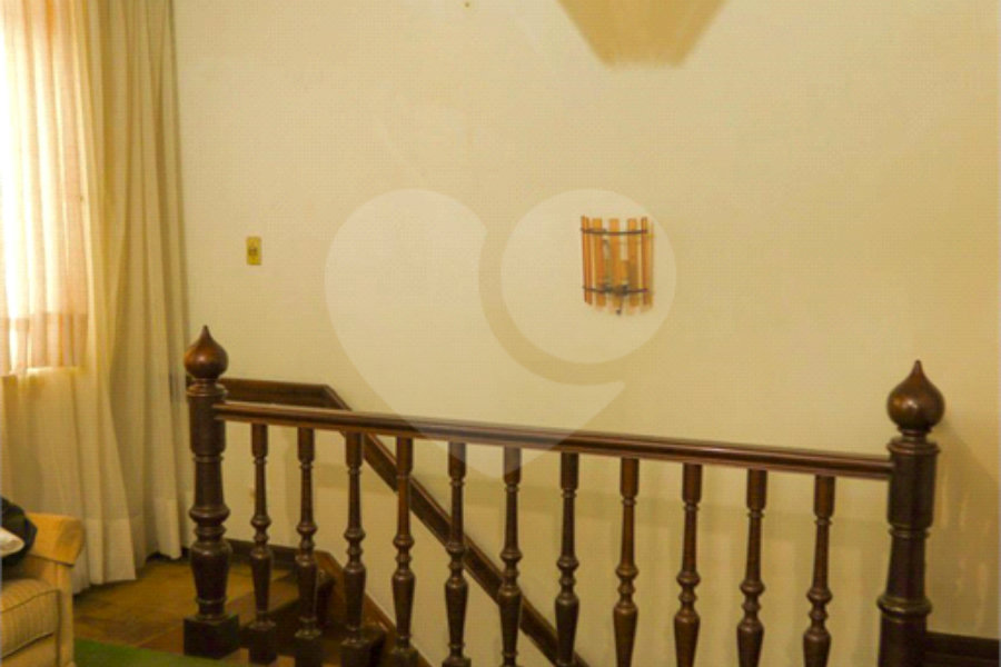 Casa à venda com 3 quartos no condomínio Paderewsky, São Paulo - SP