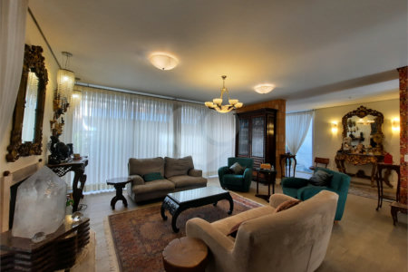 Casa à venda com 4 suítes no condomínio Las Cumbres, São Paulo - SP