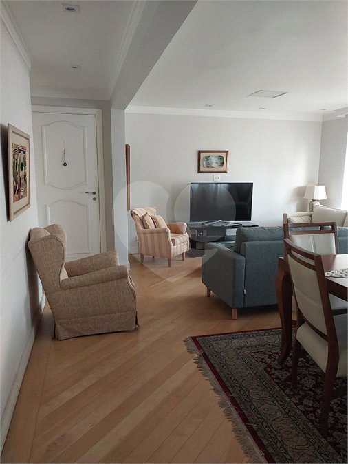 Apartamento à venda com 3 quartos, sendo 2 suítes,  em Cidade São Francisco, São Paulo, SP