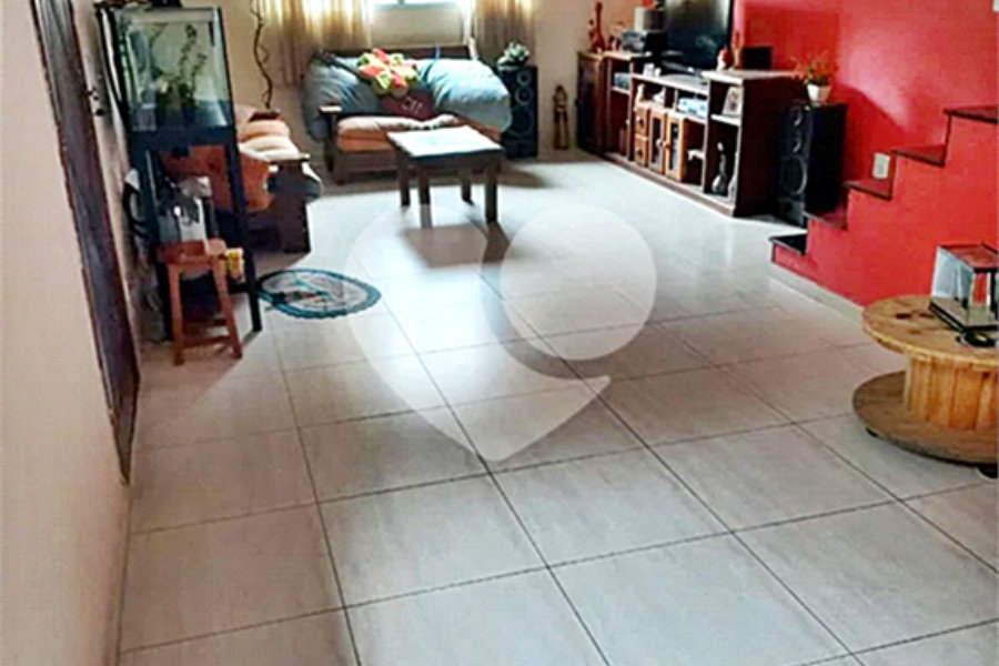 Sobrado à venda com 4 quartos, sendo 2 suítes,  em Freguesia do Ó, São Paulo, SP