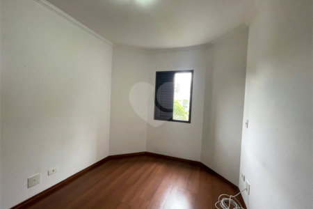 Apartamento à venda ou para alugar com 3 quartos, sendo 1 suíte, em Alto da Boa Vista, São Paulo, SP
