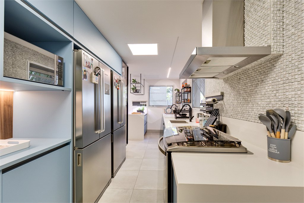 Apartamento à venda com 3 suítes em Granja Julieta, São Paulo, SP