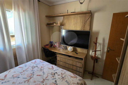Sobrado à venda com 3 quartos, sendo 1 suíte, em Parque São Luís, São Paulo, SP