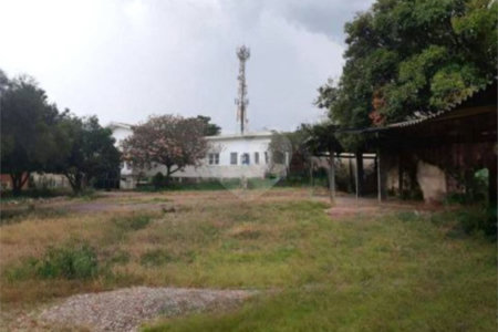 Casa à venda com 7 quartos, sendo 1 suíte, no Centro, Vinhedo, SP