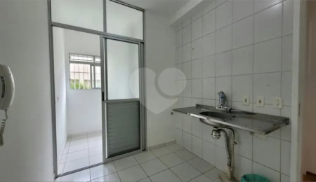 Apartamento à venda com 2 quartos em Jardim Sarah, São Paulo, SP