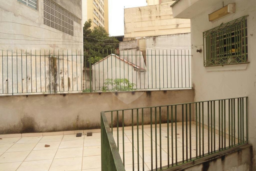 Casa à venda com 3 quartos no condomínio Travessa Quefren,21, São Paulo - SP