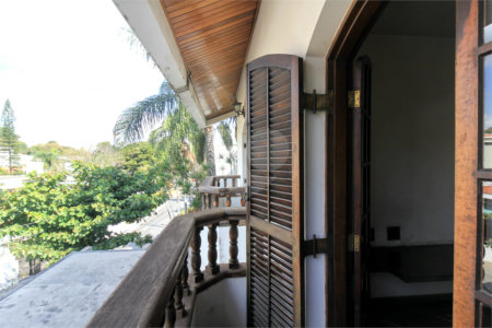 Casa à venda com 5 quartos, sendo 3 suítes, em Jardim São Bento, São Paulo, SP