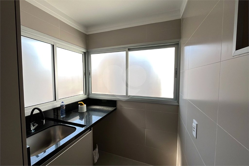 Apartamento à venda com 3 quartos, sendo 1 suíte,  em Jardim Marajoara, São Paulo, SP