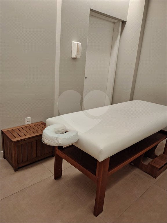 Apartamento à venda com 3 quartos, sendo 1 suíte, em Santo Amaro, São Paulo, SP