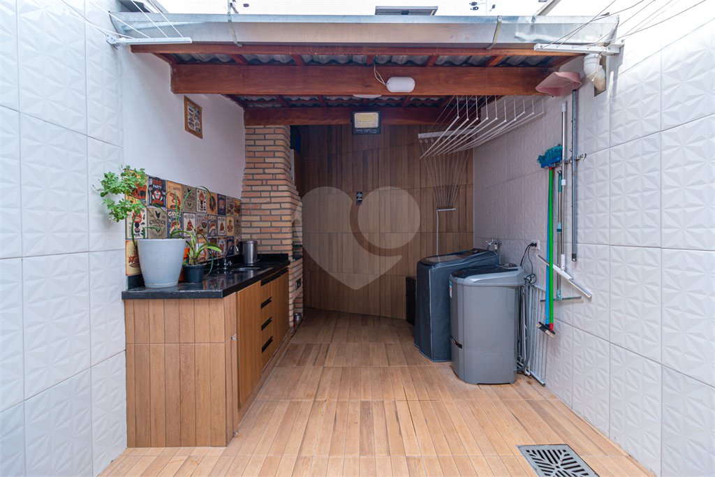 Sobrado à venda com 3 quartos, sendo 1 suíte, em Jardim Prudência, São Paulo, SP