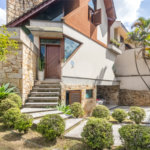 Casa à venda com 4 quartos, sendo 2 suítes, em Jardim Marajoara, São Paulo, SP