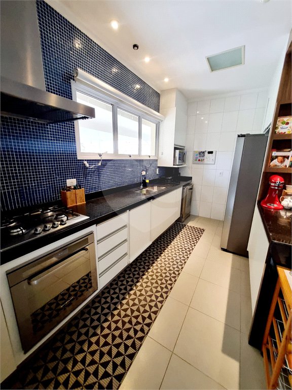 Casa à venda com 3 suítes no condomínio Villa Splendore, São Paulo - SP