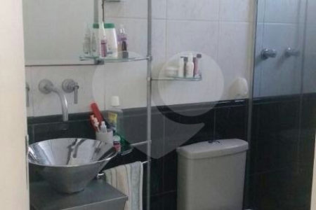 Apartamento à venda com 3 quartos, sendo 1 suíte, em Vila Monumento, São Paulo, SP