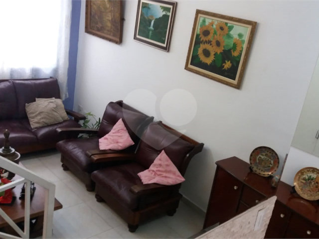Casa à venda com 2 suítes no condomínio Residencial Taormina, São Paulo - SP
