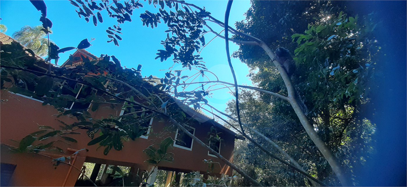 Casa à venda com 3 quartos, sendo 1 suíte, no condomínio Sausalito, Mairiporã - SP