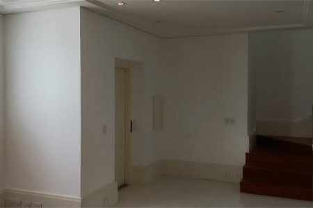 Sobrado à venda ou para alugar com 7 quartos, sendo 4 suítes, em Cidade Jardim, São Paulo, SP