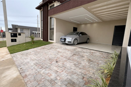 Casa à venda com 3 quartos, sendo 1 suíte, no condomínio Residencial Villagio Wanel, Sorocaba - SP