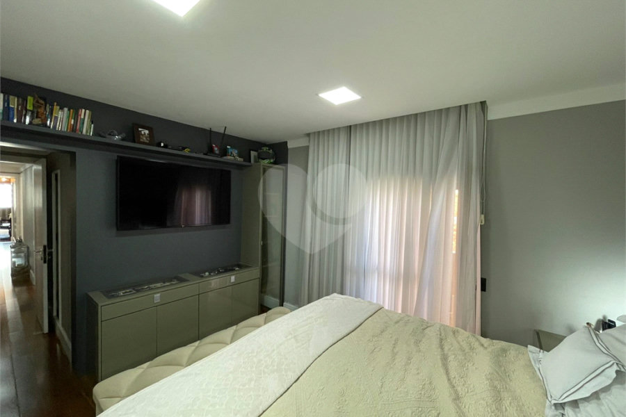 Apartamento à venda com 4 quartos, sendo 3 suítes,  em Santana, São Paulo, SP