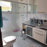 Casa à venda com 4 suítes no condomínio Bougainville, Peruíbe - SP