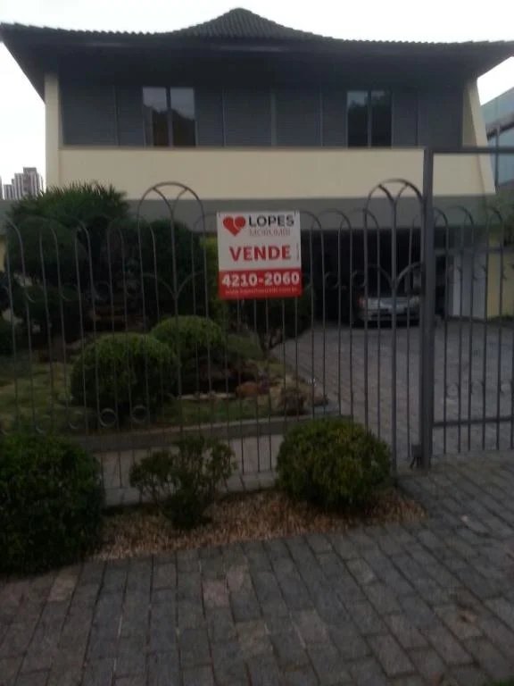 Sobrado à venda com 4 suítes em Jardim Guedala, São Paulo, SP