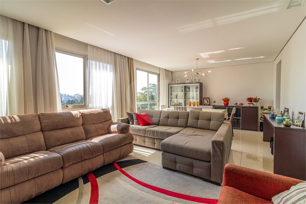 Apartamento à venda com 4 quartos, sendo 1 suíte, em Jardim Marajoara, São Paulo, SP